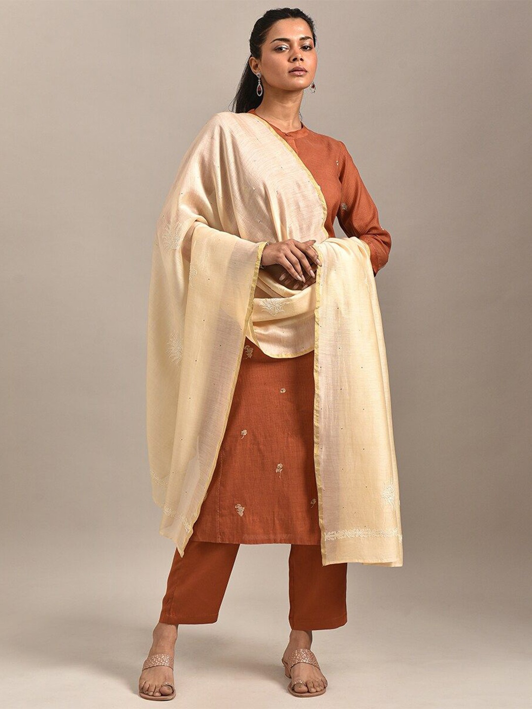 

JAYPORE Embroidered Cotton Silk Dupatta, Beige