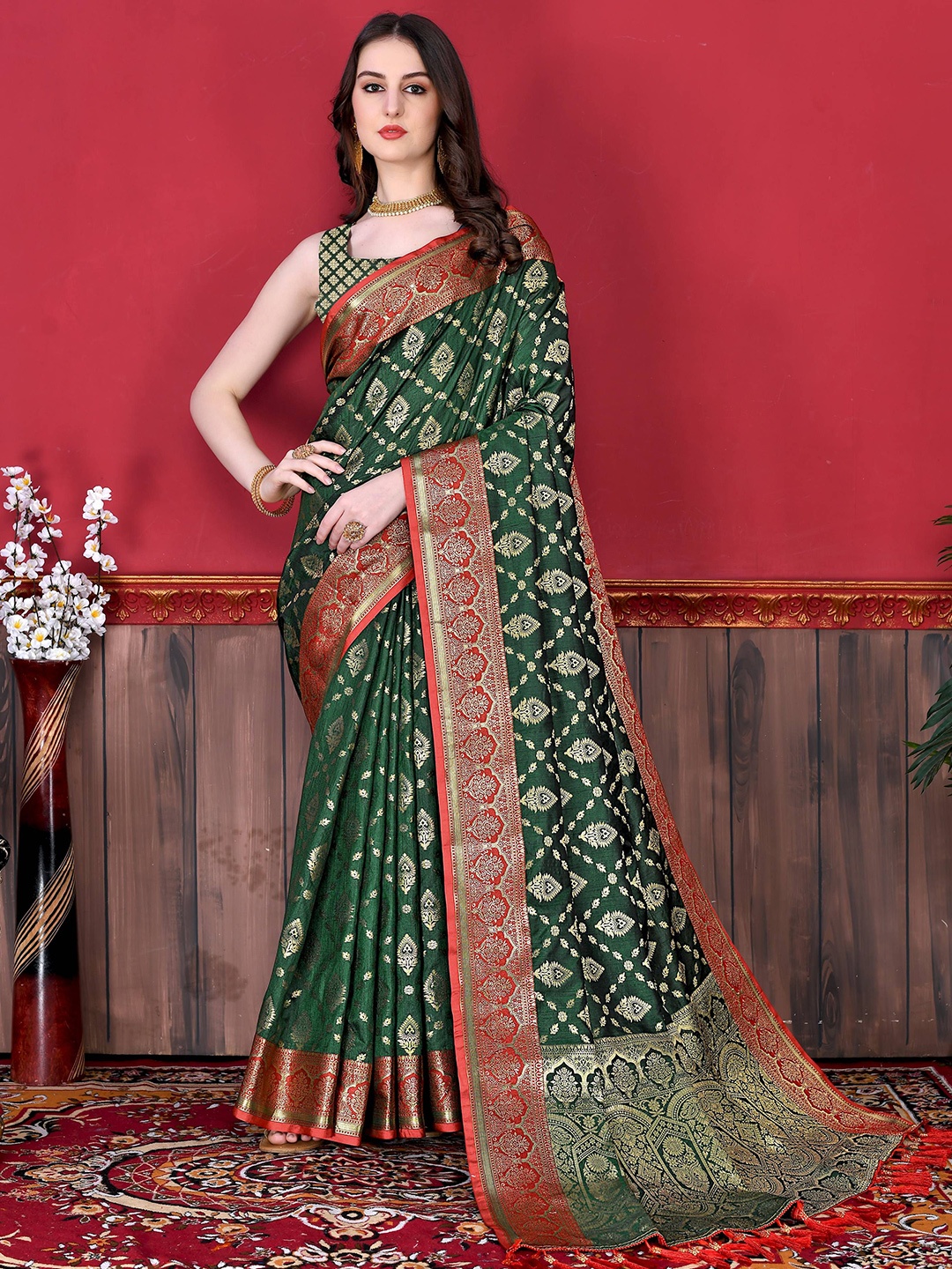 

Zeekha Woven Design Zari Pure Silk Kanjeevaram Saree, Green