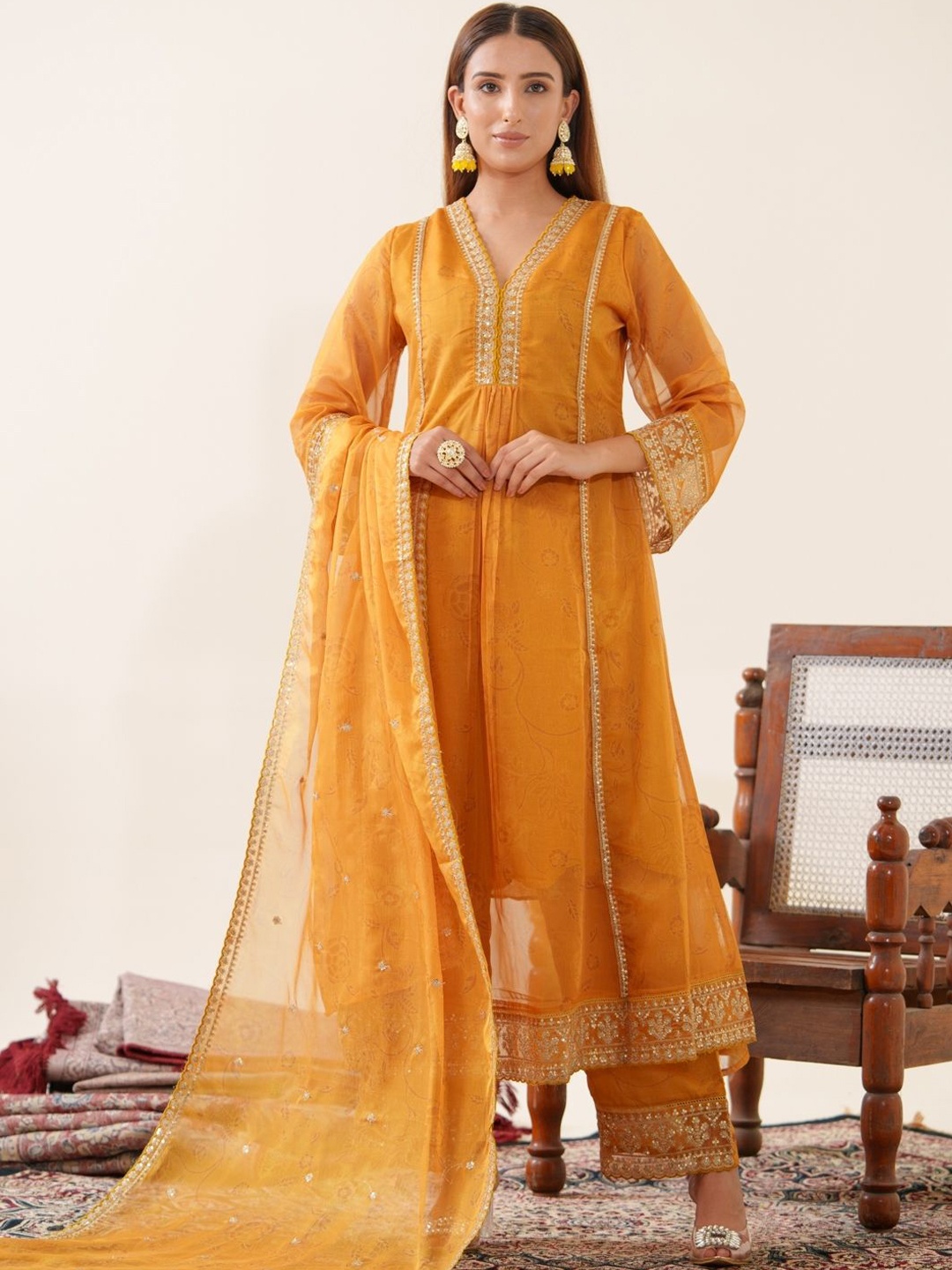 

House of Pataudi Ethnic Motifs Woven Design Kurta With Trousers & Dupatta, Mustard