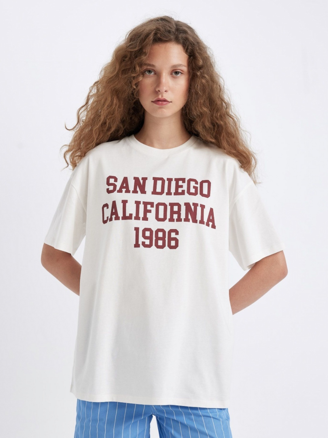 

DeFacto Women Typography Printed Applique T-shirt, Na