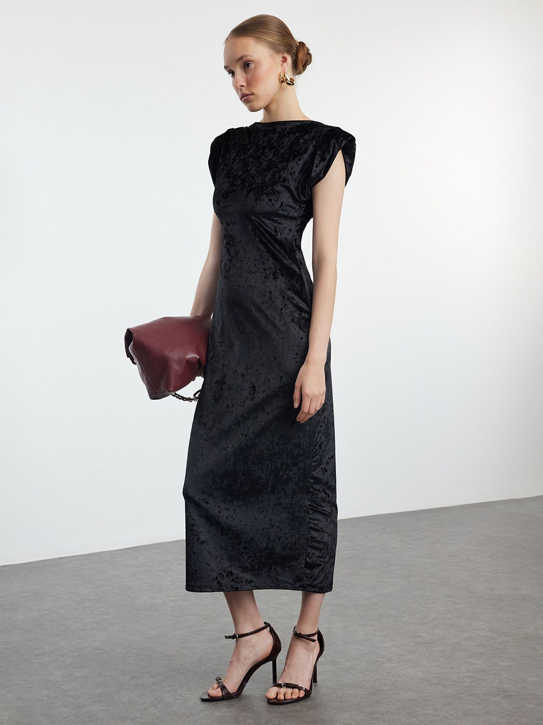 

Trendyol Flutter Sleeve Sheath Midi Dress, Na