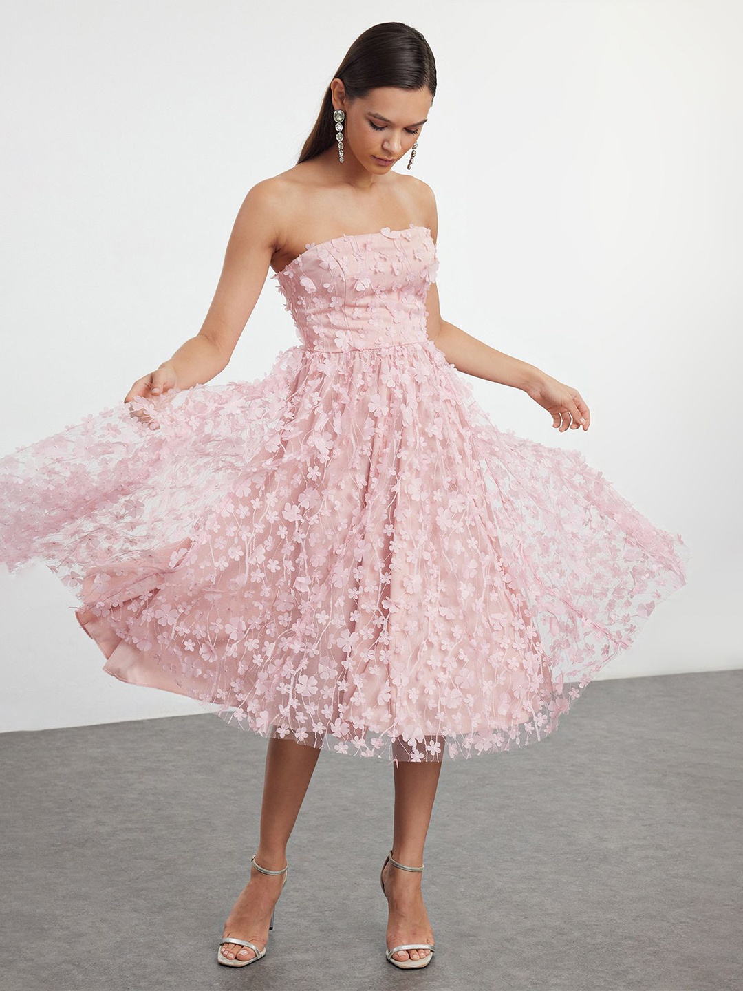 

Trendyol Embellished Halter Neck Fit & Flare Dress, Na