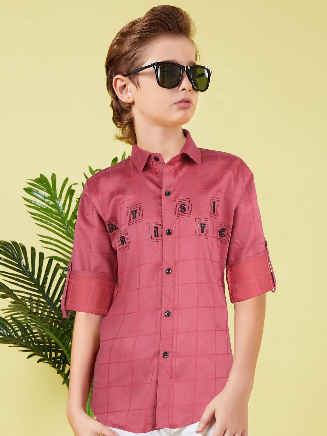

MashUp Boys Classic Opaque Checked Casual Shirt, Maroon