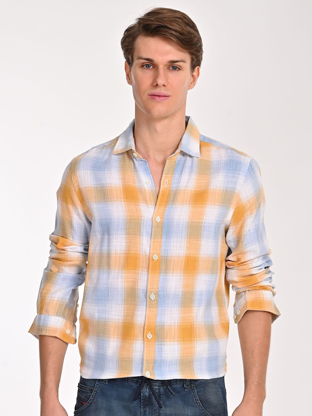 

POE Men Smart Slim Fit Opaque Checked Casual Shirt, Yellow