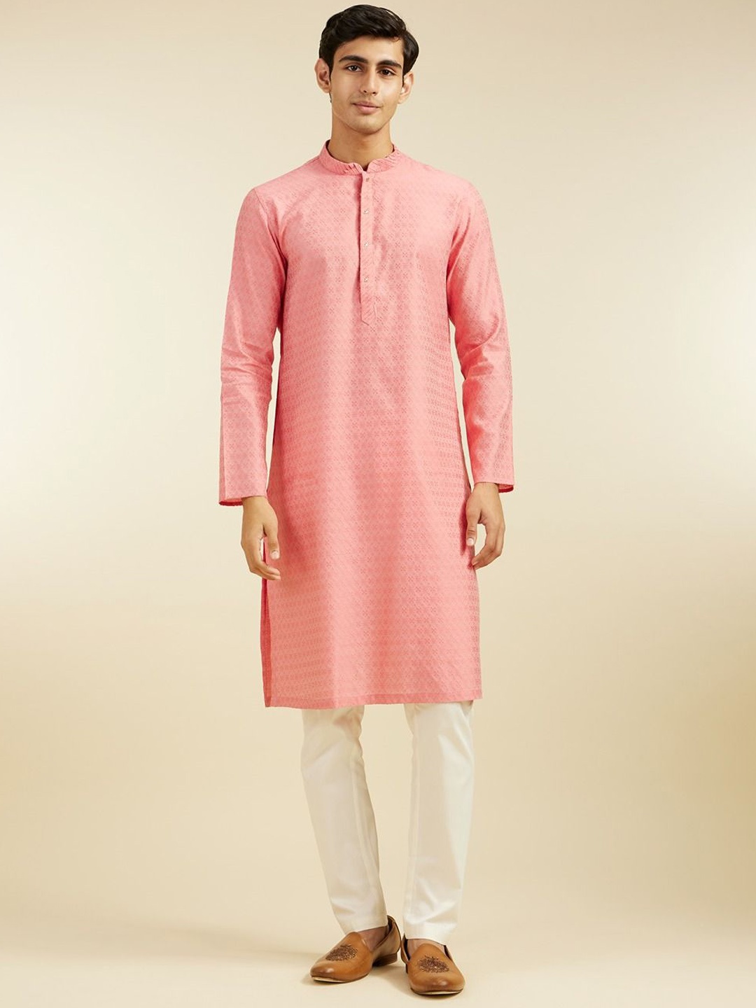 

Diwas by Manyavar Floral Woven Design Mandarin Collar Pastels Straight Kurta, Coral