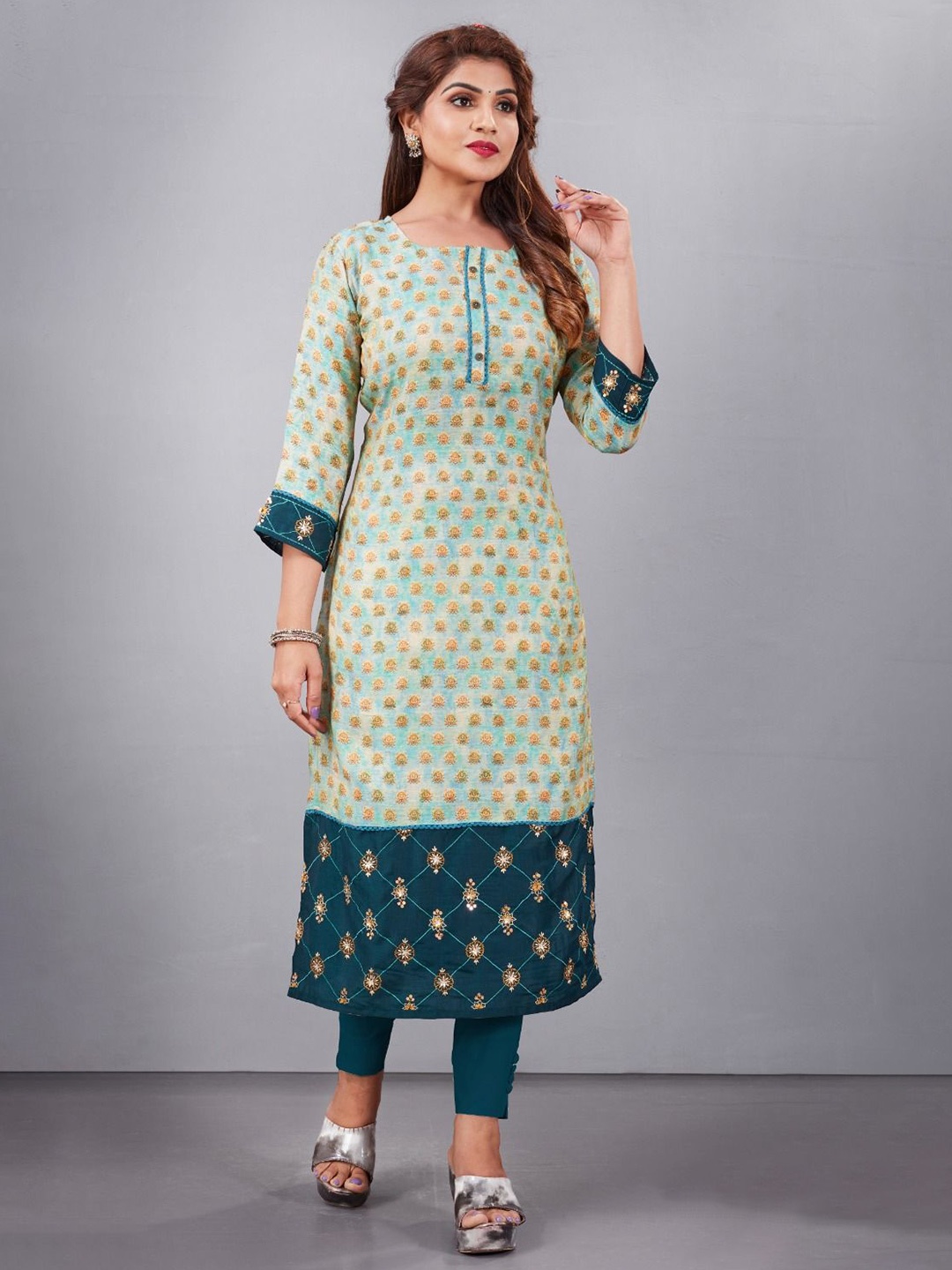 

JIVORA Women Floral Printed Straight Kurta, Blue