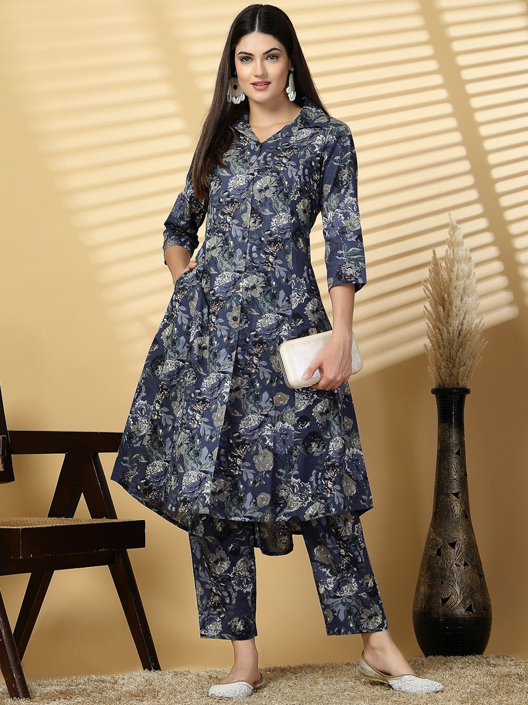 

Pistaa Floral Printed Cuban Collar Pure Cotton Shirt Style A-Line Kurta With Trousers, Grey