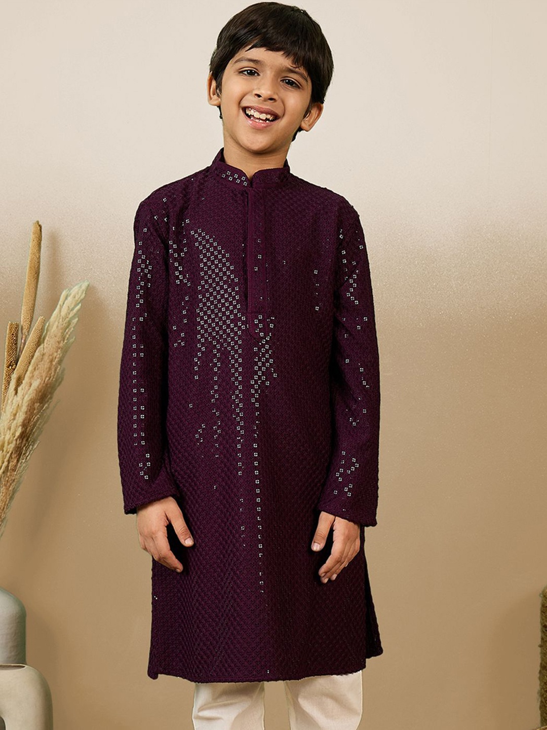 

Here&Now X Sanwara Boys Sequinned Kurta, Purple