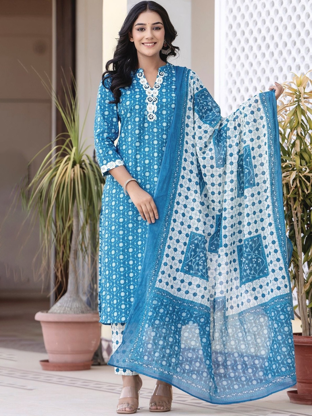 

Kohsh Women Ethnic Motifs Printed Regular Pure Cotton Kurta with Trousers & With Dupatta, Blue