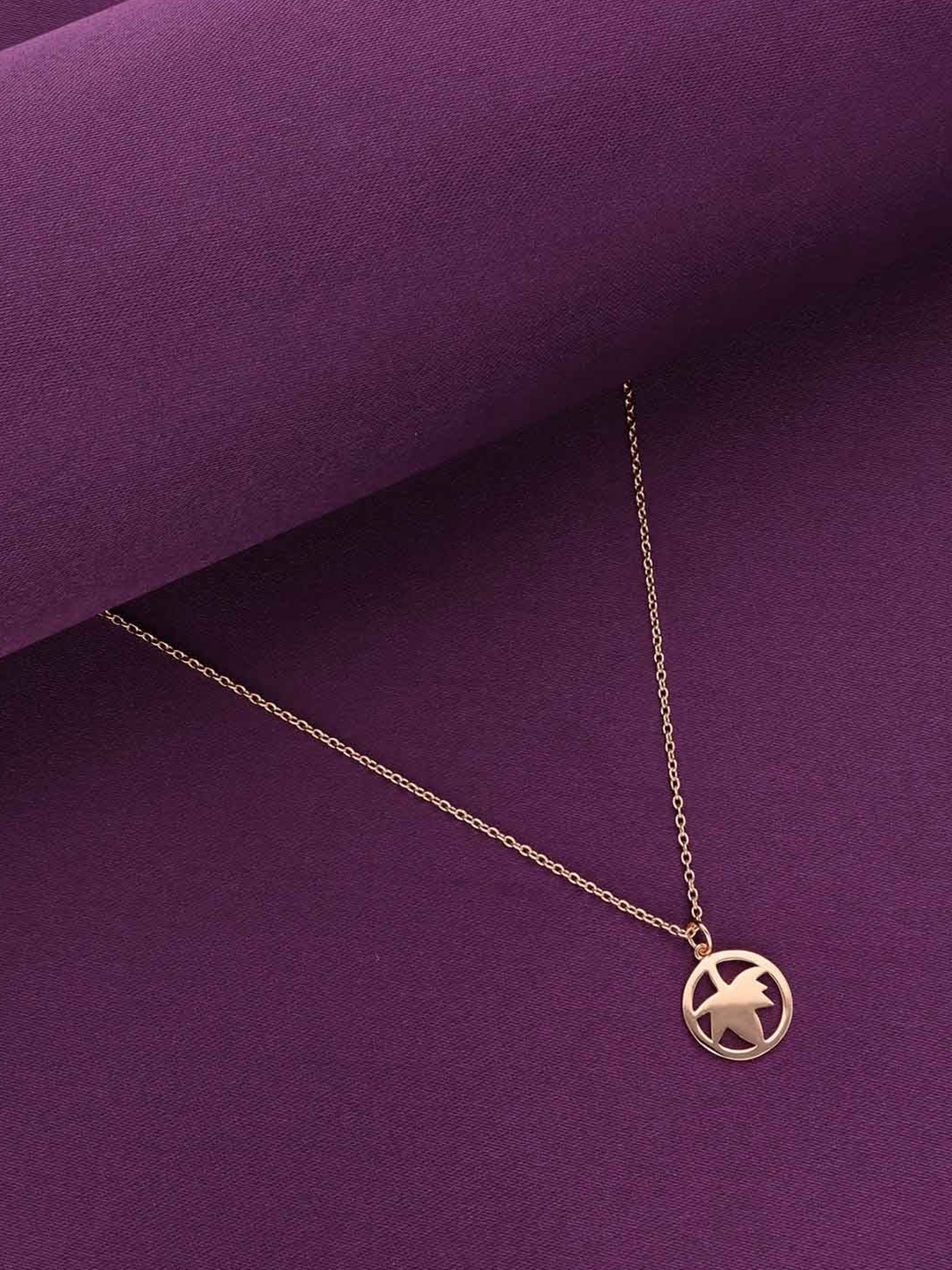 

KAI JEWEL 92.5 Sterling Silver Rose Gold-Plated Circular Pendant With Chain