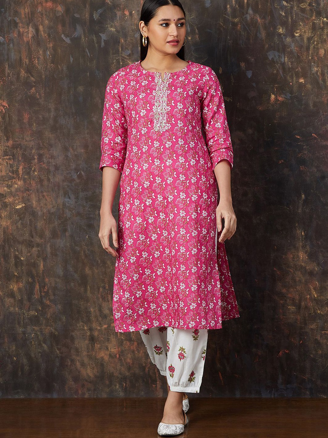 

Melange by Lifestyle Floral Printed Pure Cotton Kurta with Salwar, Pink