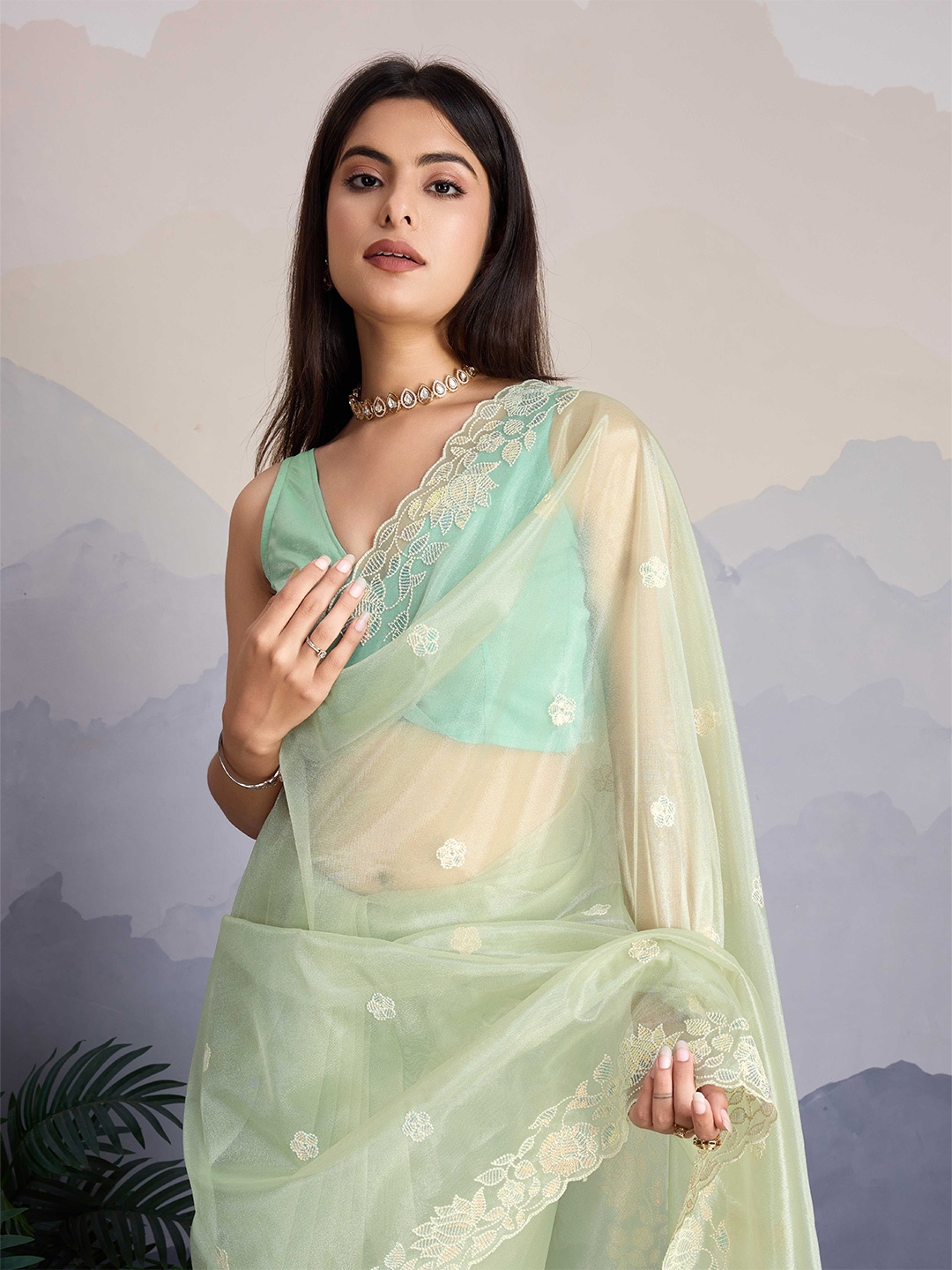 

Mitera Floral Sequinned Net Saree, Green