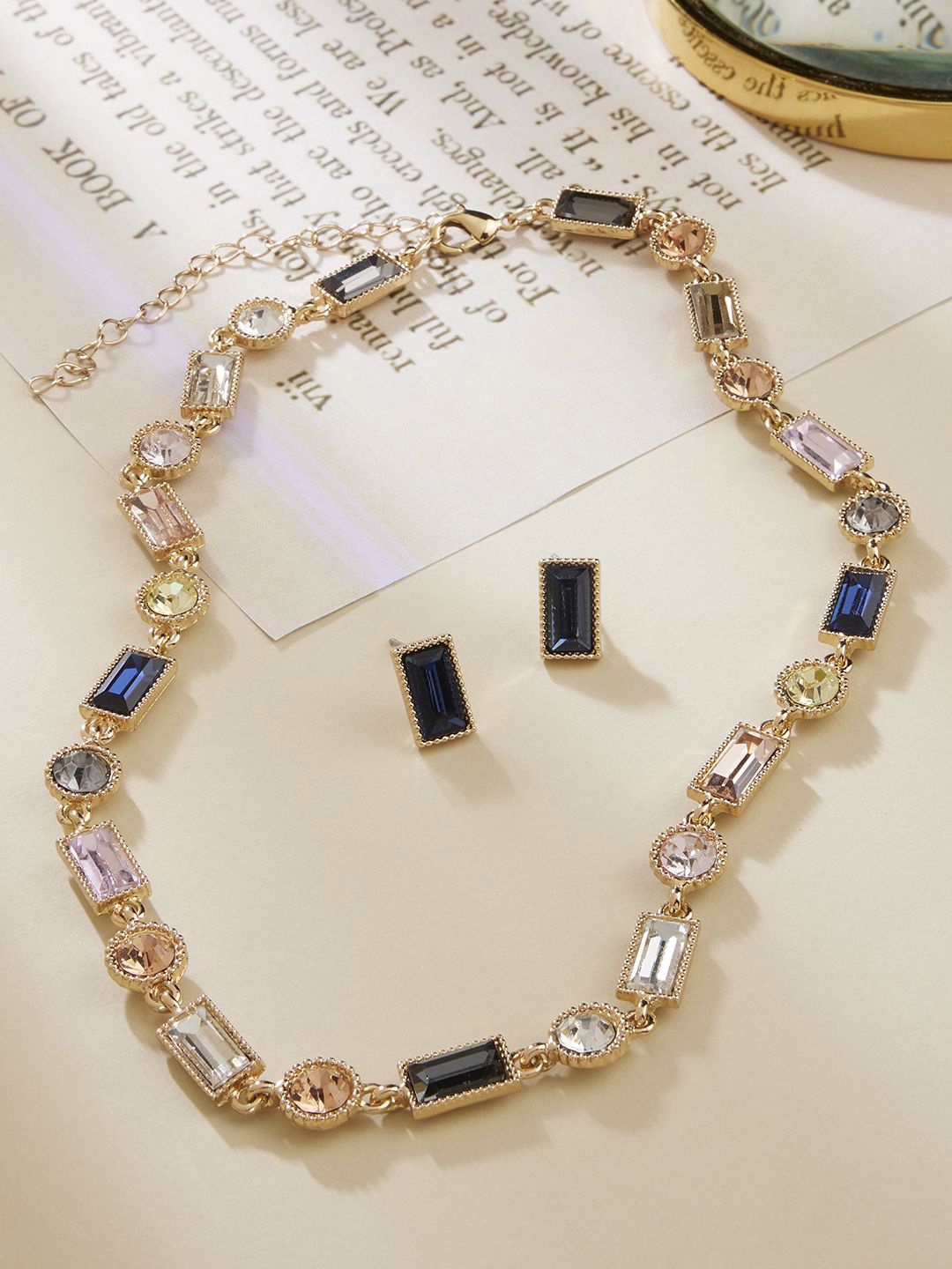 

Kalakrith Milano Stone-Studded Jewellery Set, Gold