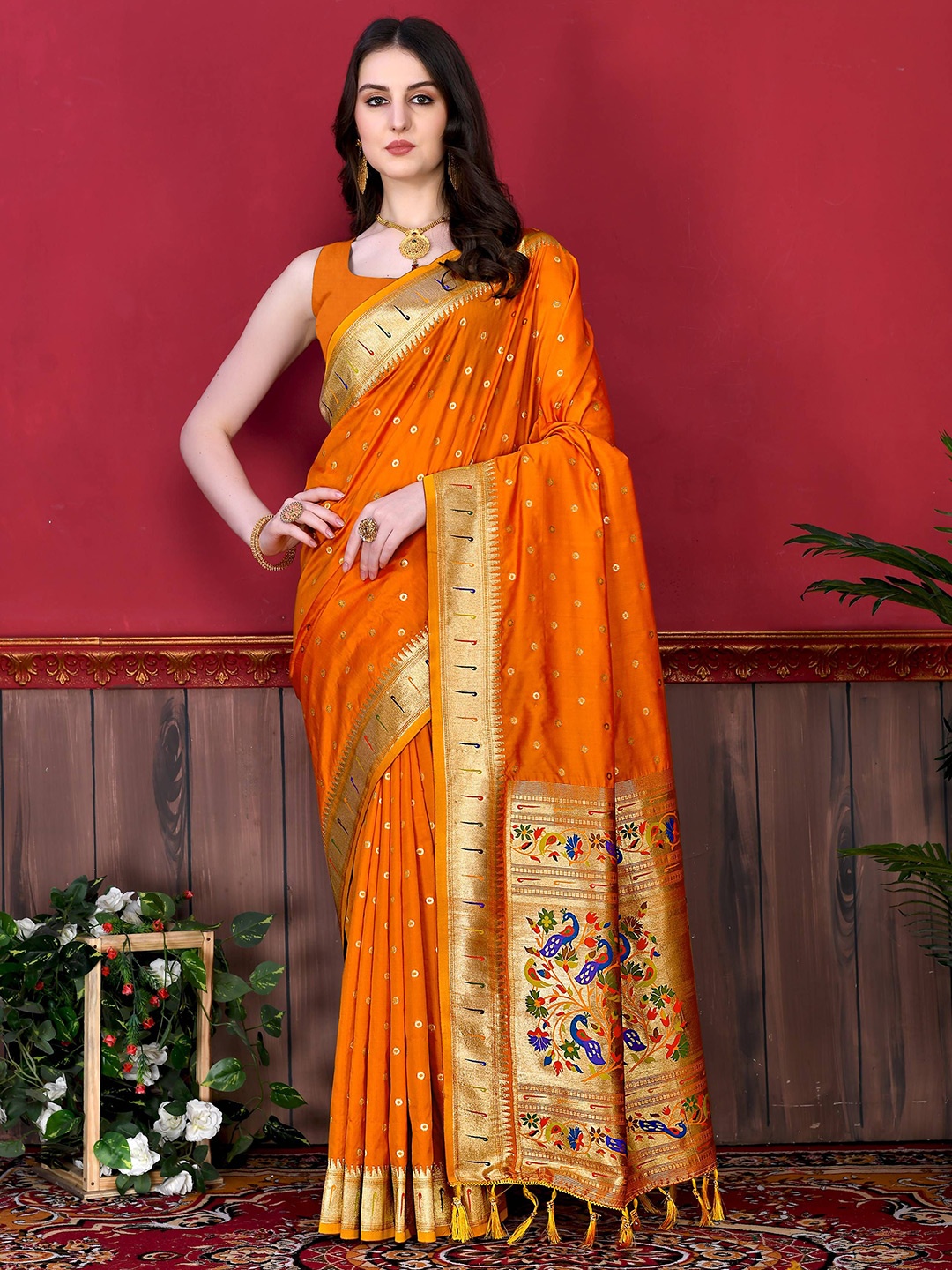 

Zeekha Woven Design Zari Pure Silk Kanjeevaram Saree, Orange