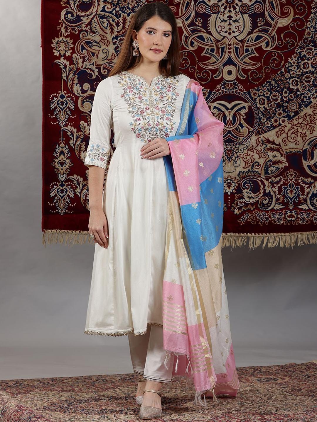 

AURELIA Women Embroidered Regular Kurta with Trousers & With Dupatta, Off white