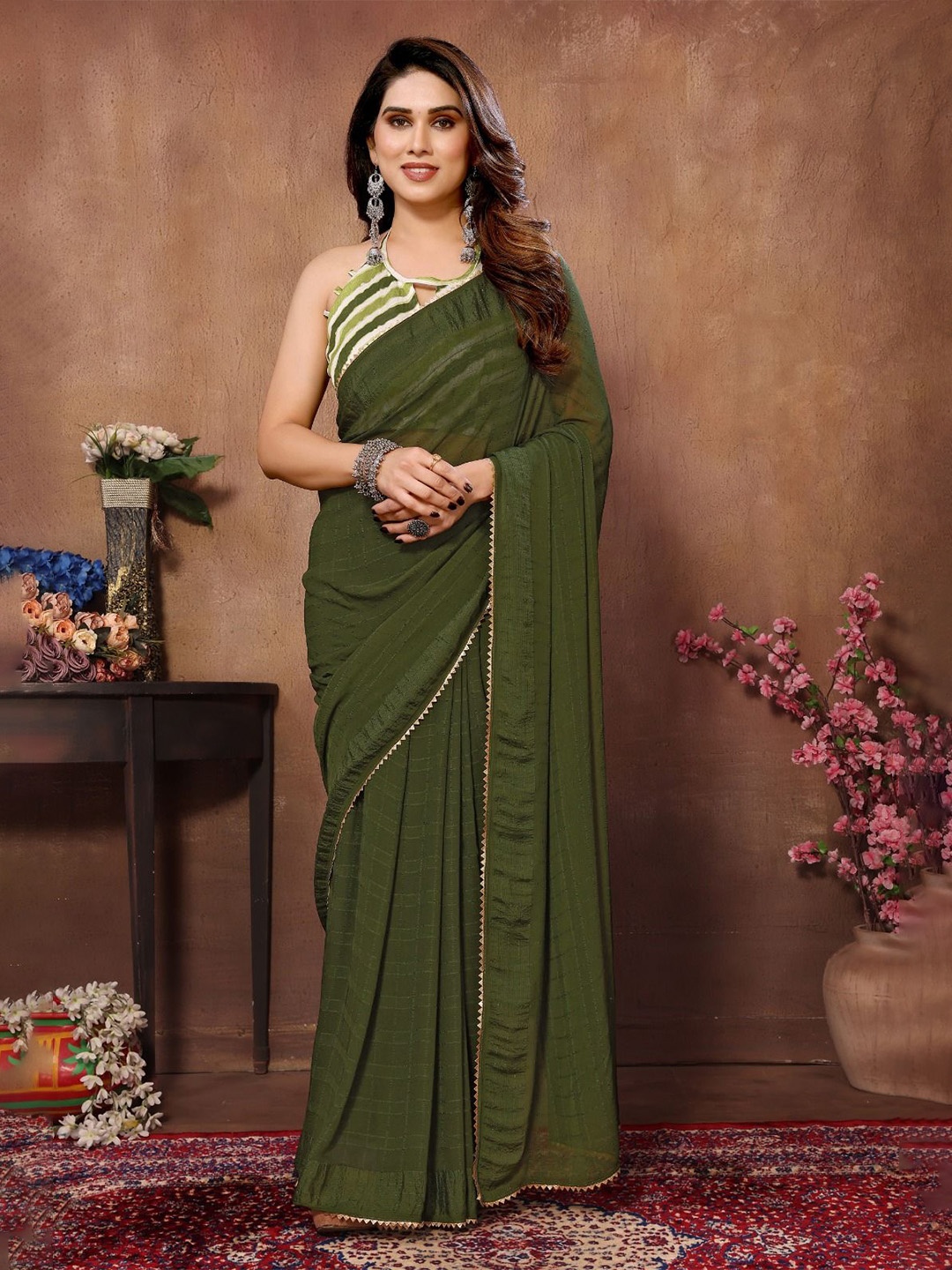 

KALINI Embellished Pure Georgette Ready to Wear Mysore Silk Saree, Green