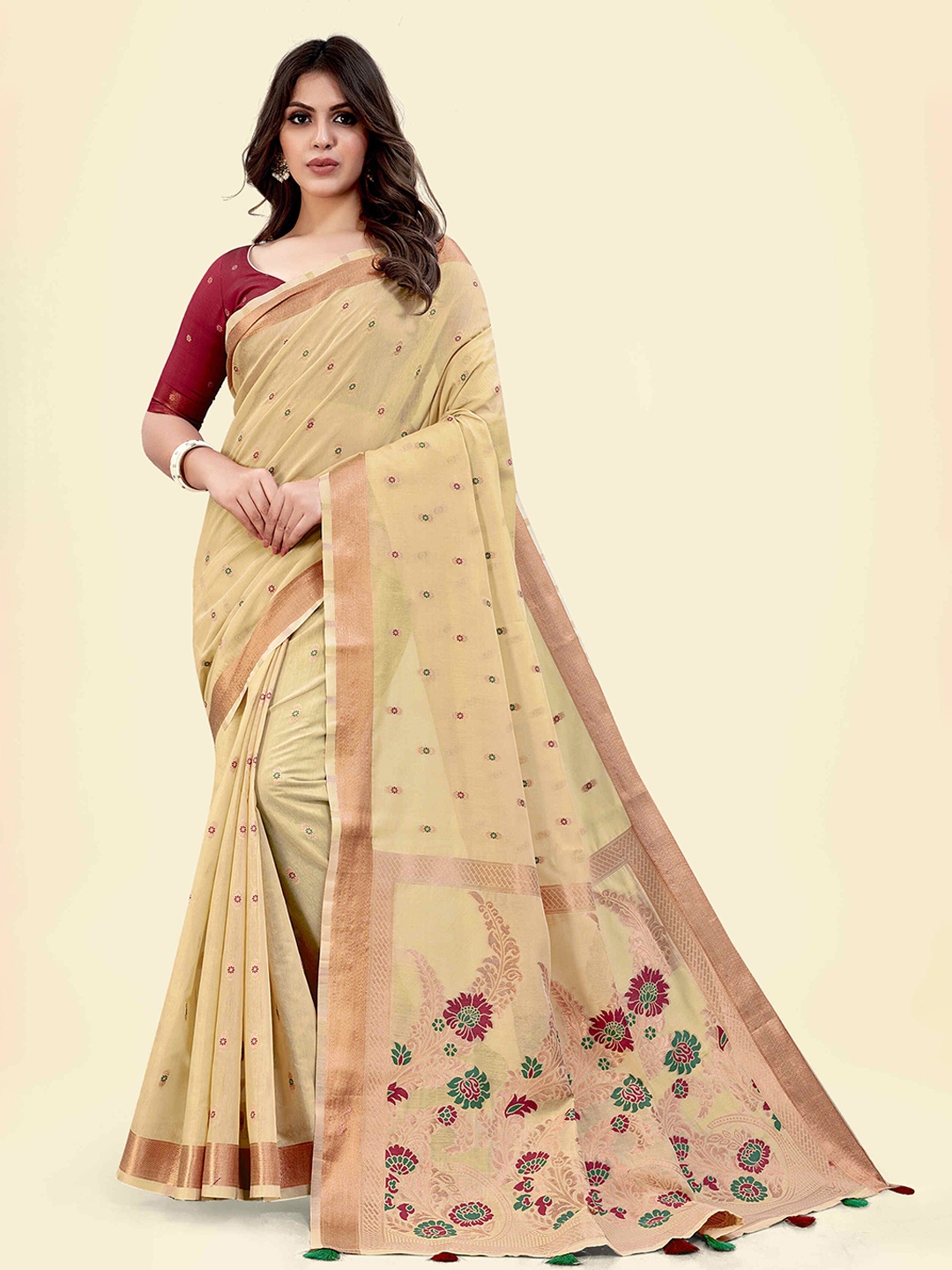 

SARHA Floral Zari Pure Cotton Saree, Beige