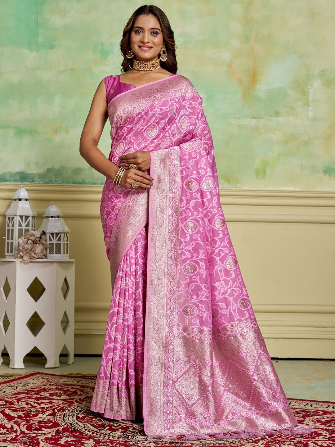 

KAYOMMI Woven Design Bandhani Pure Crepe Banarasi Saree, Pink
