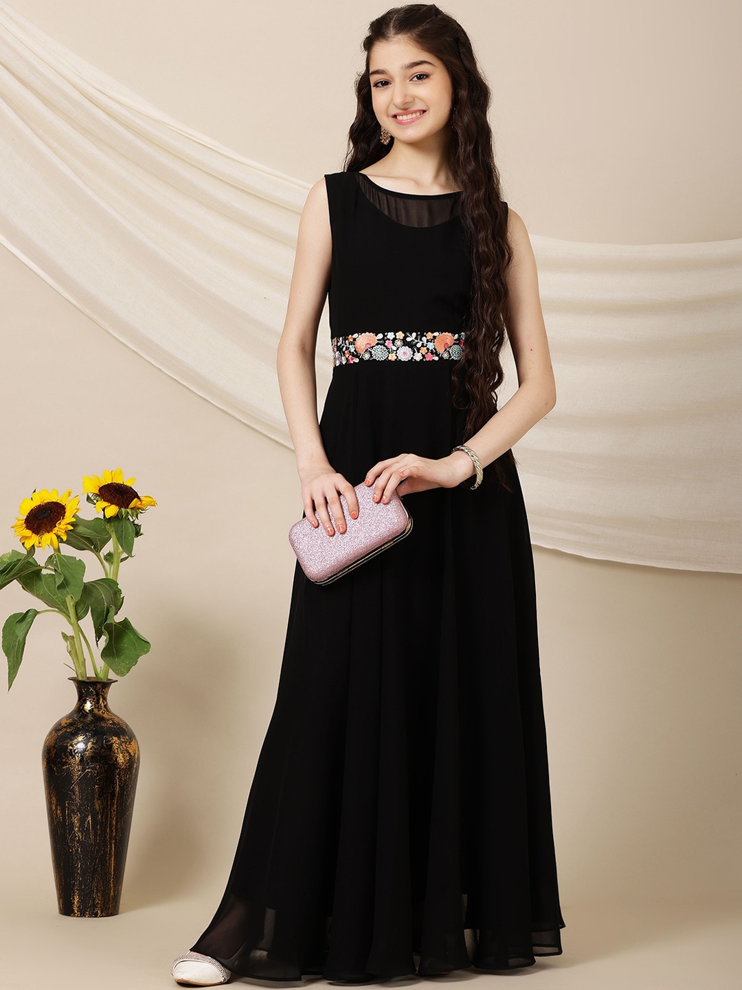 

Inddus Girls Thread Embroidered A-Line Ethnic Dresses, Black