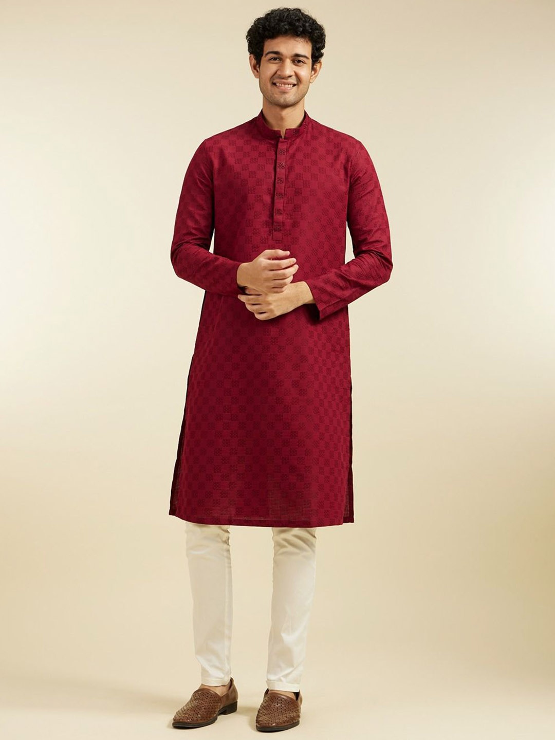 

Diwas by Manyavar Geometric Woven Design Cotton Straight Kurta, Maroon