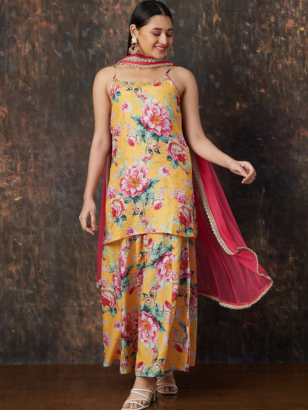 

Melange by Lifestyle Floral Printed Kurti with Palazzos & Dupatta, Yellow