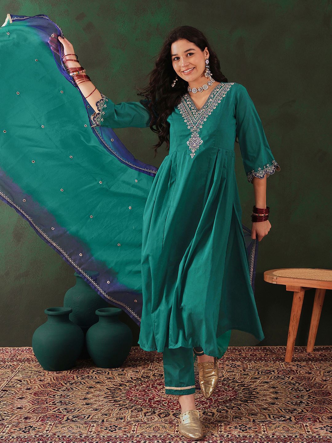 

Sangria Embroidered Kurta & Trouser With Dupatta, Green
