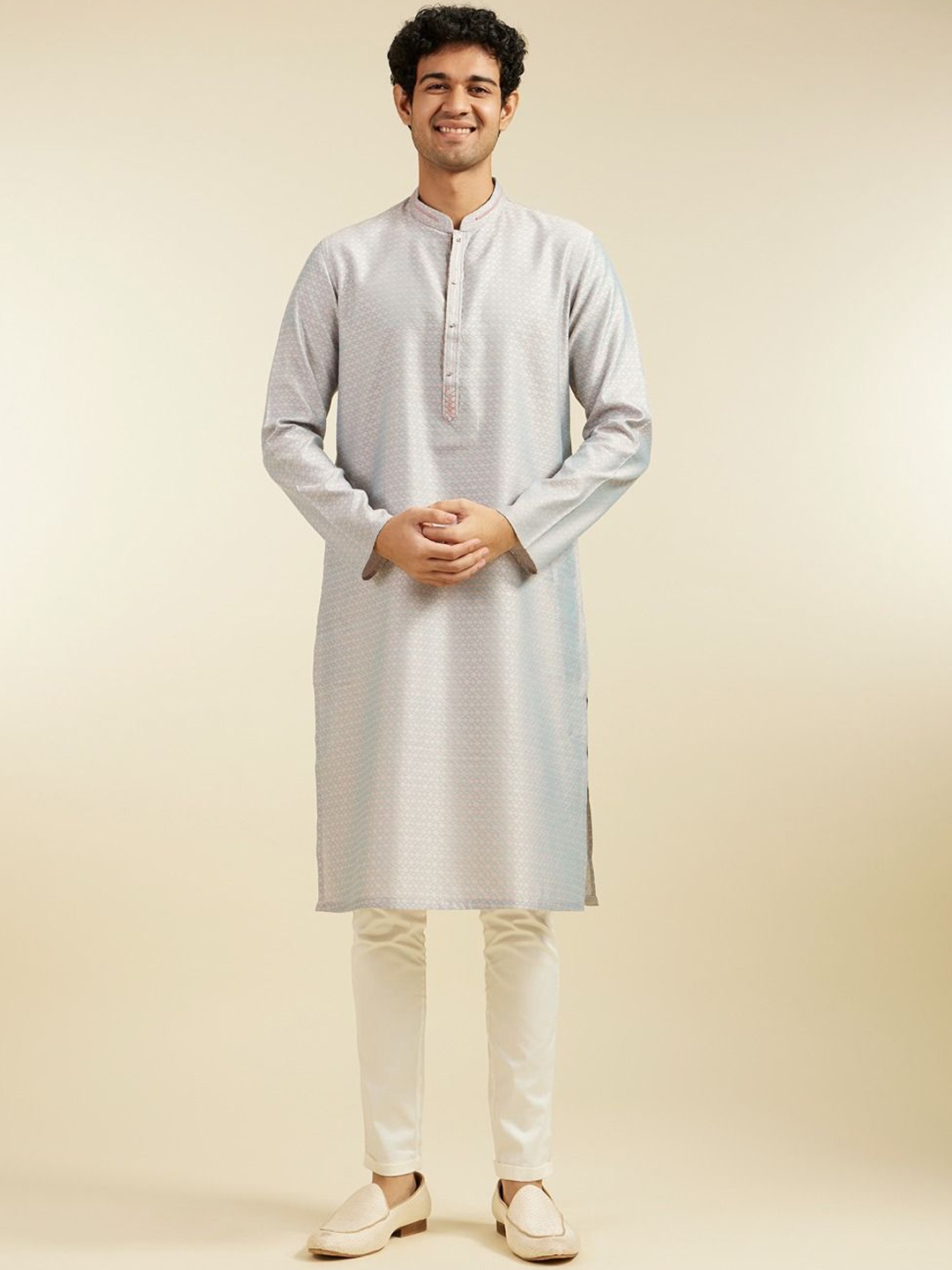 

Diwas by Manyavar Floral Woven Design Mandarin Collar Straight Kurta, Pink