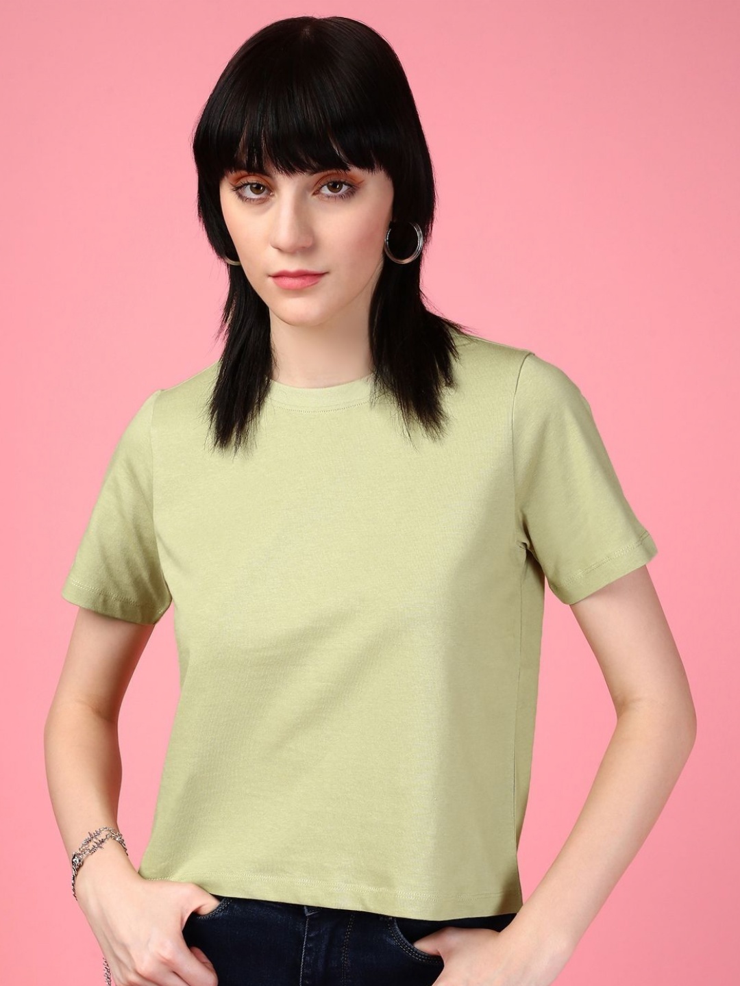 

DressBerry Women Solid Round Neck Cotton Relaxed Fit T-shirt, Olive