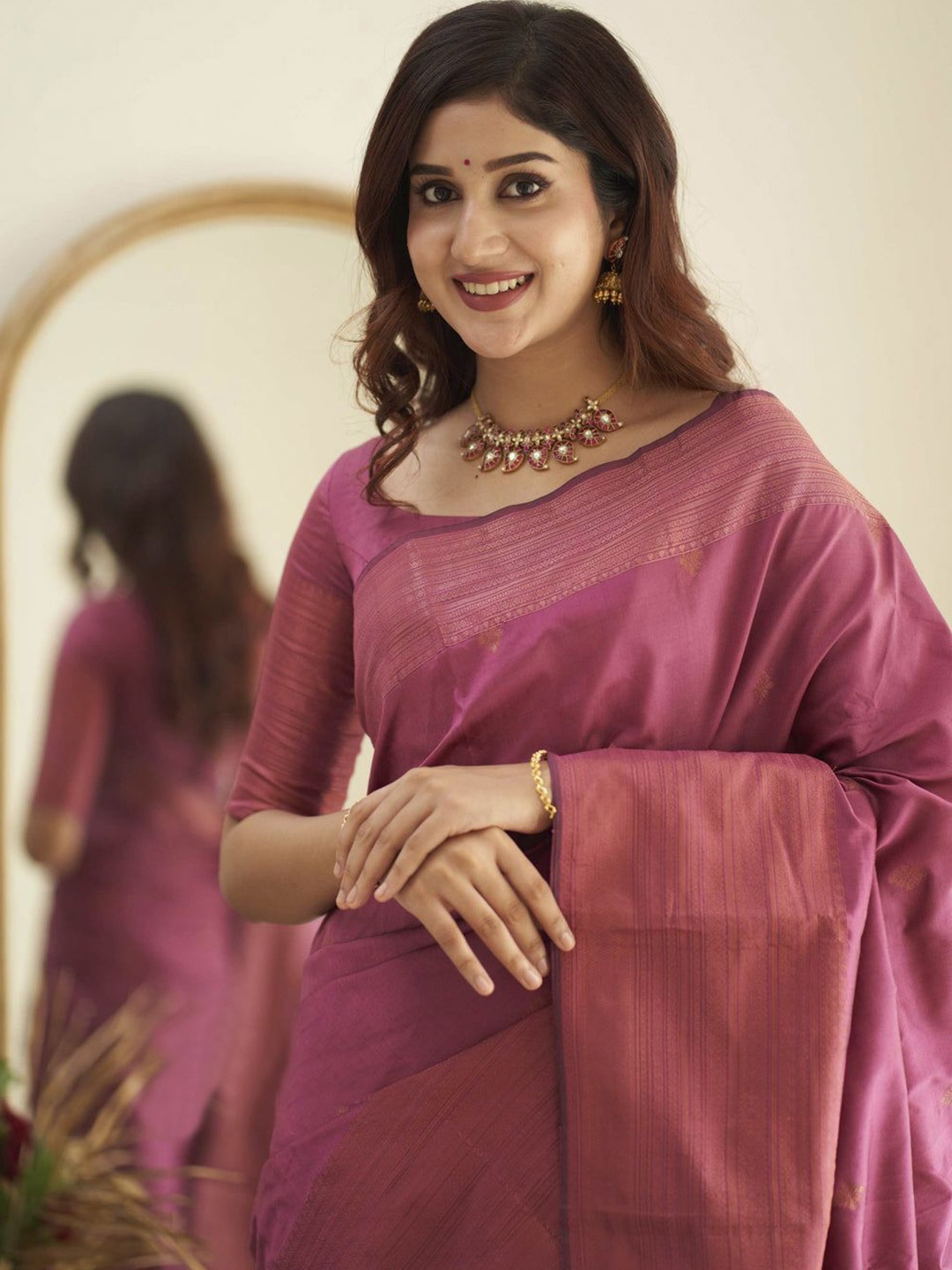

Wuxi Woven Design Zari Pure Silk Banarasi Saree, Pink