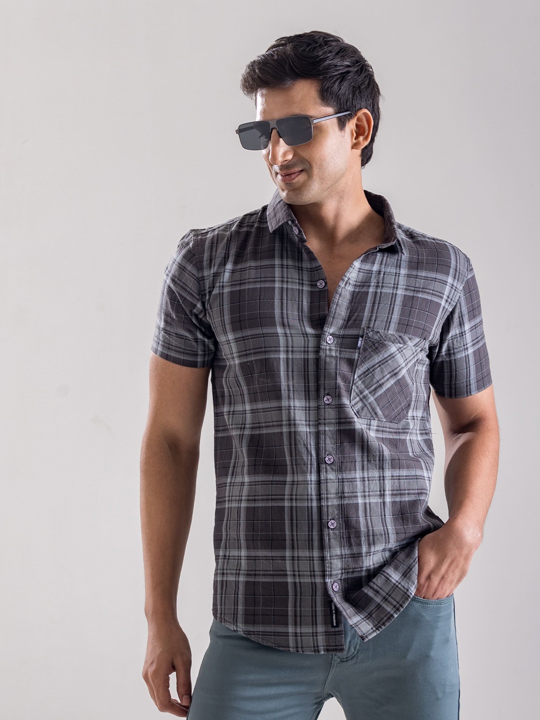 

Code 61 Men Standard Spread Collar Grid Tattersall Checked Cotton Slim Fit Casual Shirt, Grey