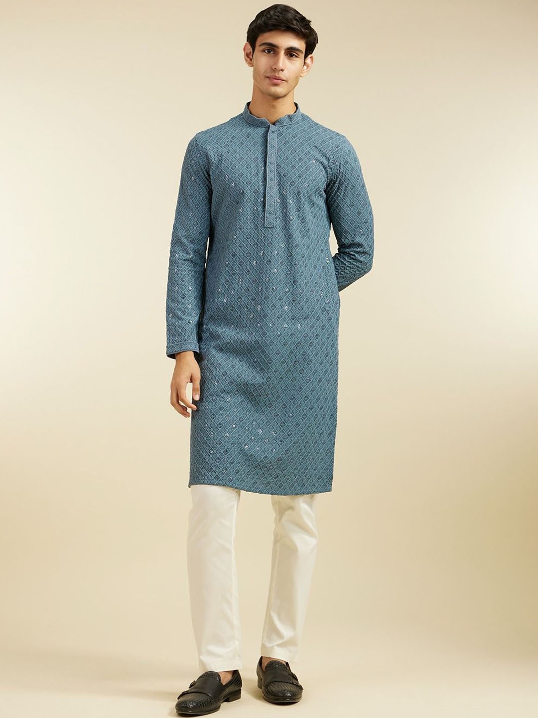 

Diwas by Manyavar Geometric Chikankari Embroidered & Sequinned Mandarin Collar Kurta, Blue