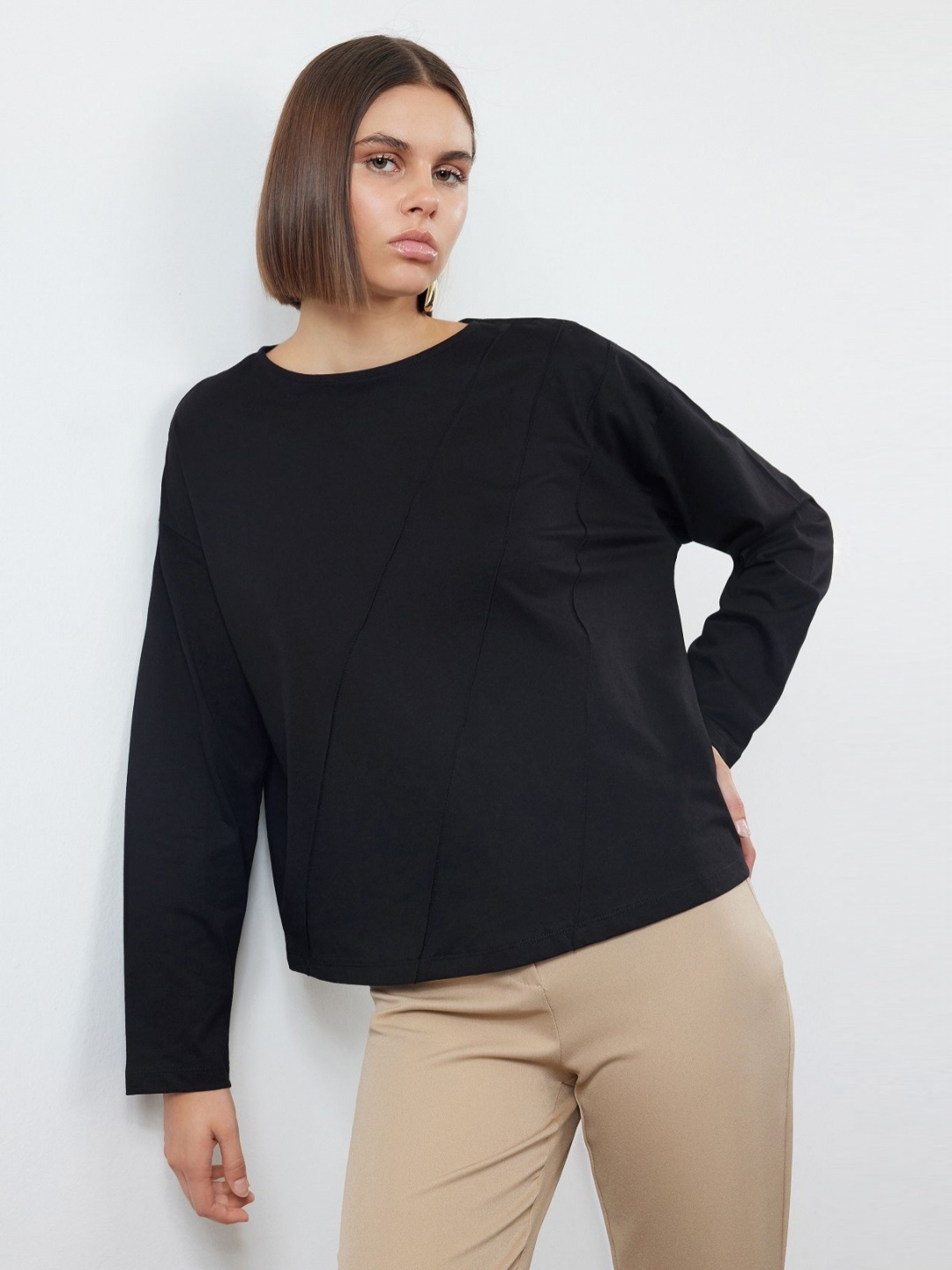 

Trendyol Women Pockets T-shirt, Na
