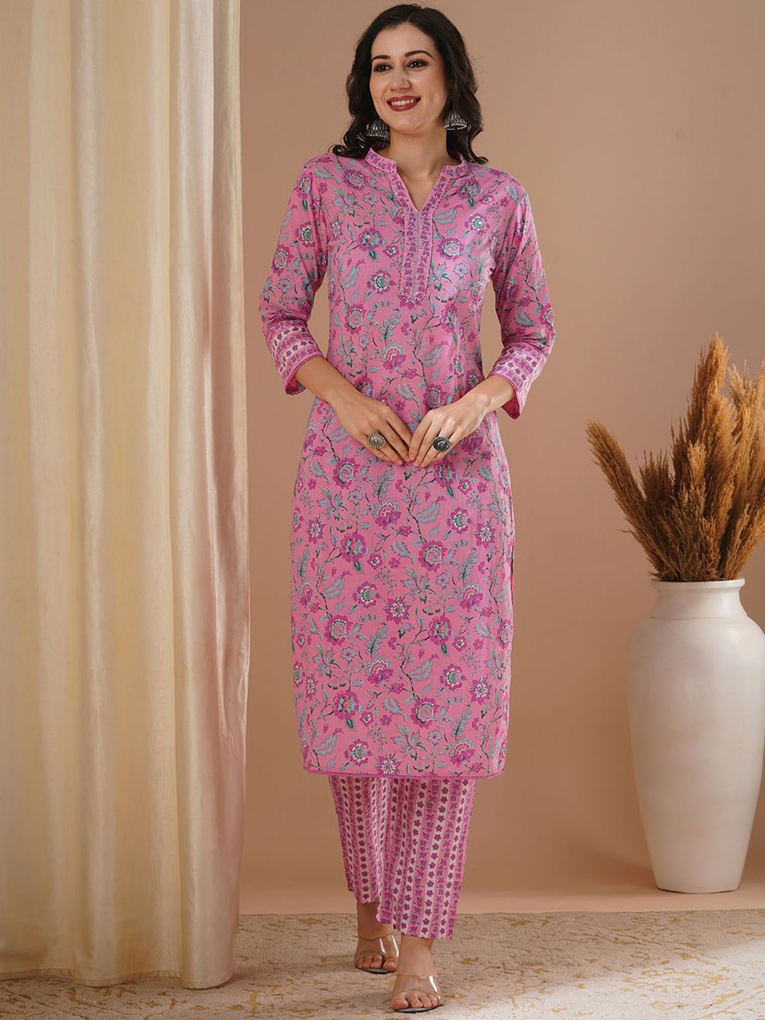 

FASHOR Women Floral Printed Regular Beads and Stones Pure Cotton Kurta with Trousers, Pink