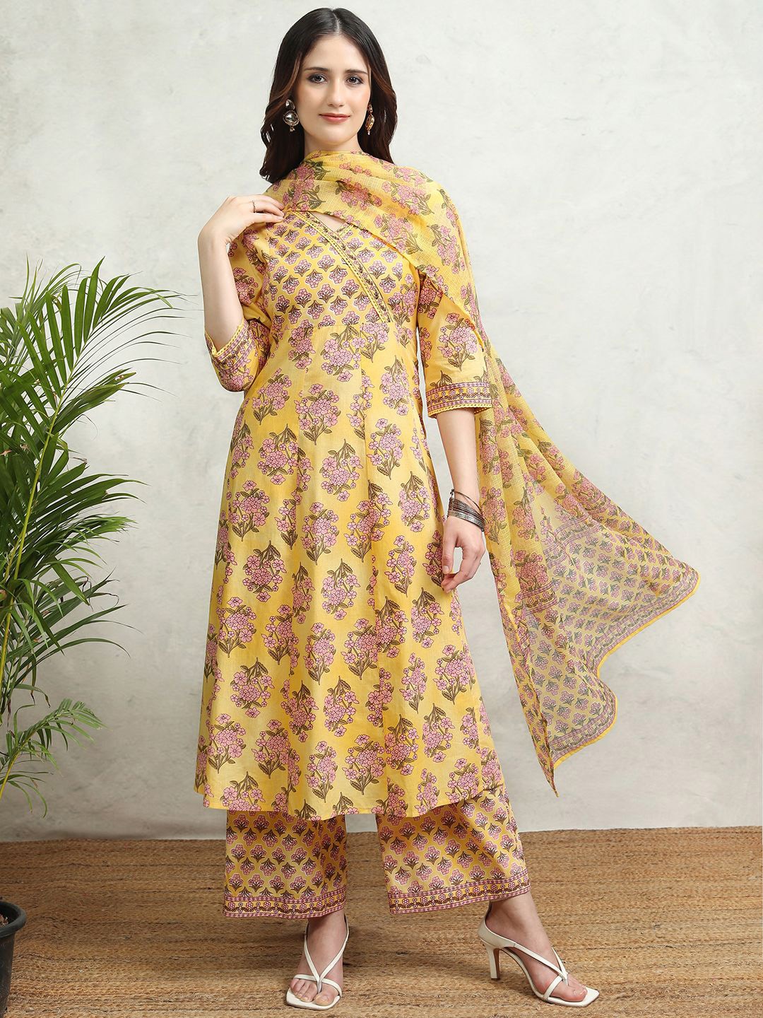 

Vishudh Women Floral Printed Angrakha Pure Cotton Kurta with Palazzos & With Dupatta, Yellow