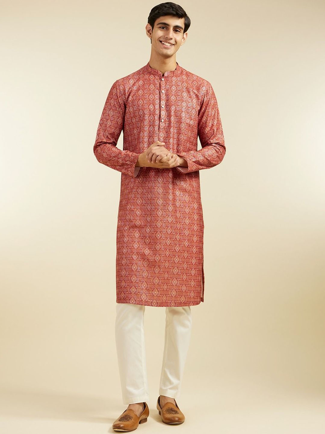 

Diwas by Manyavar Geometric Printed Mandarin Collar Cotton Straight Kurta, Rust