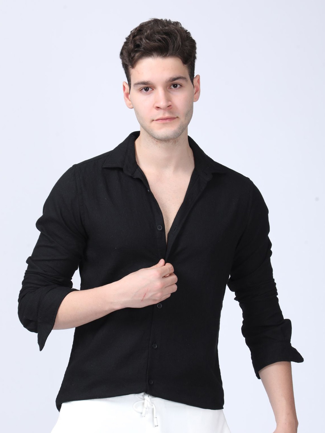 

POE Men Smart Slim Fit Opaque Casual Shirt, Black