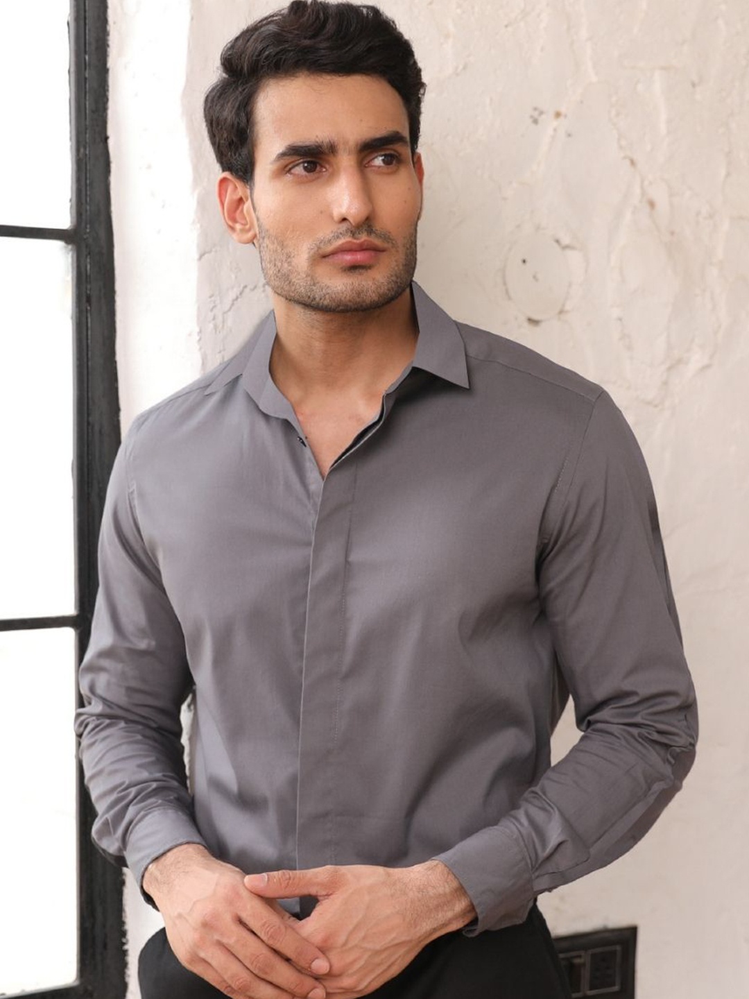 

PERCH Men India Slim Spread Collar Solid Cotton Casual Shirt, Grey