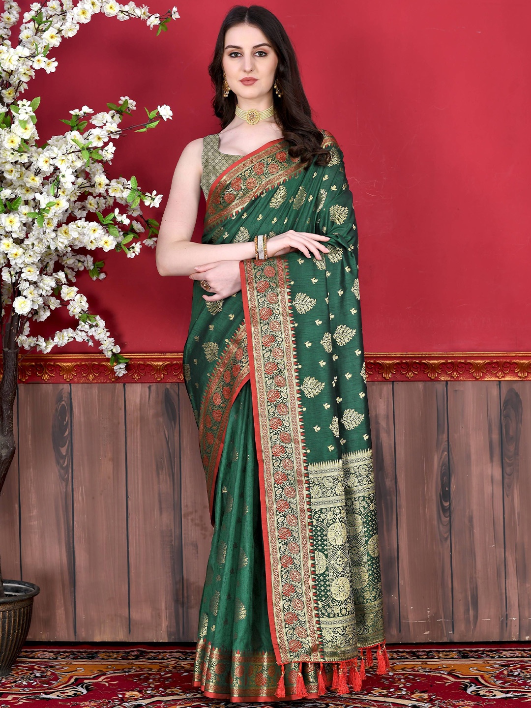 

Zeekha Woven Design Zari Pure Silk Kanjeevaram Saree, Green