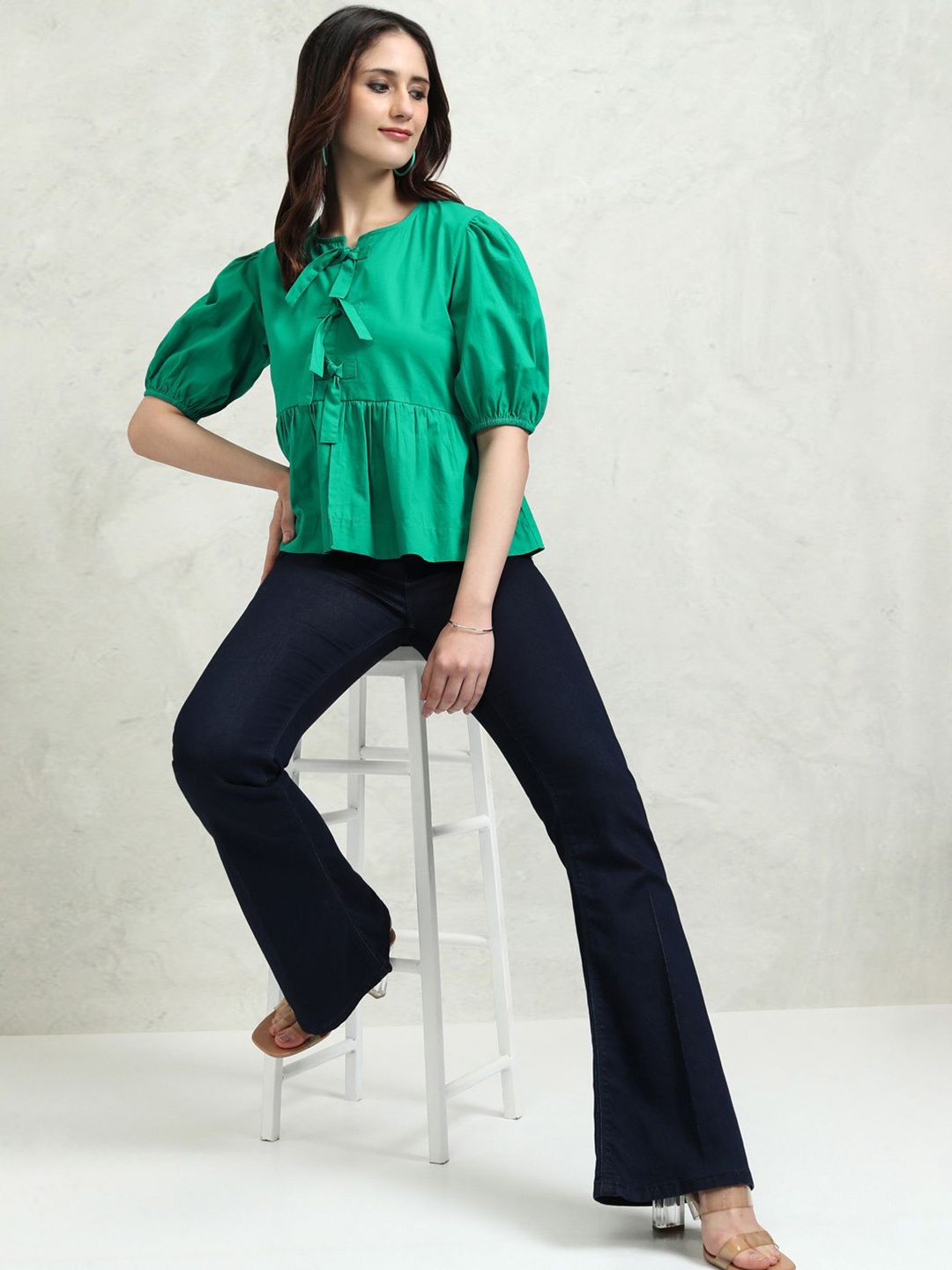 

Tokyo Talkies Women Solid Mandarin Collar Cotton Top, Green