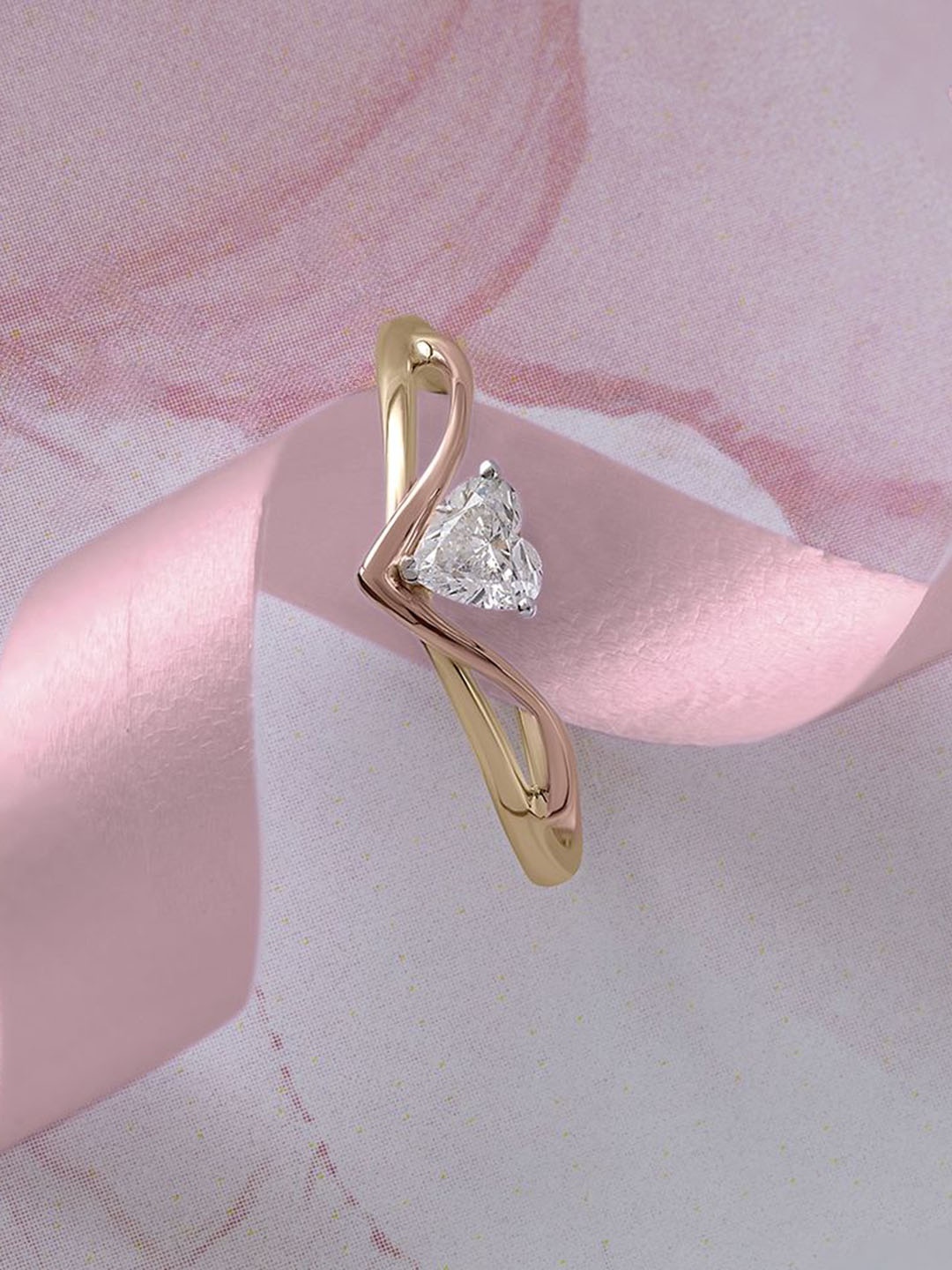 

Mia by Tanishq 14KT Gold Diamond Finger Ring