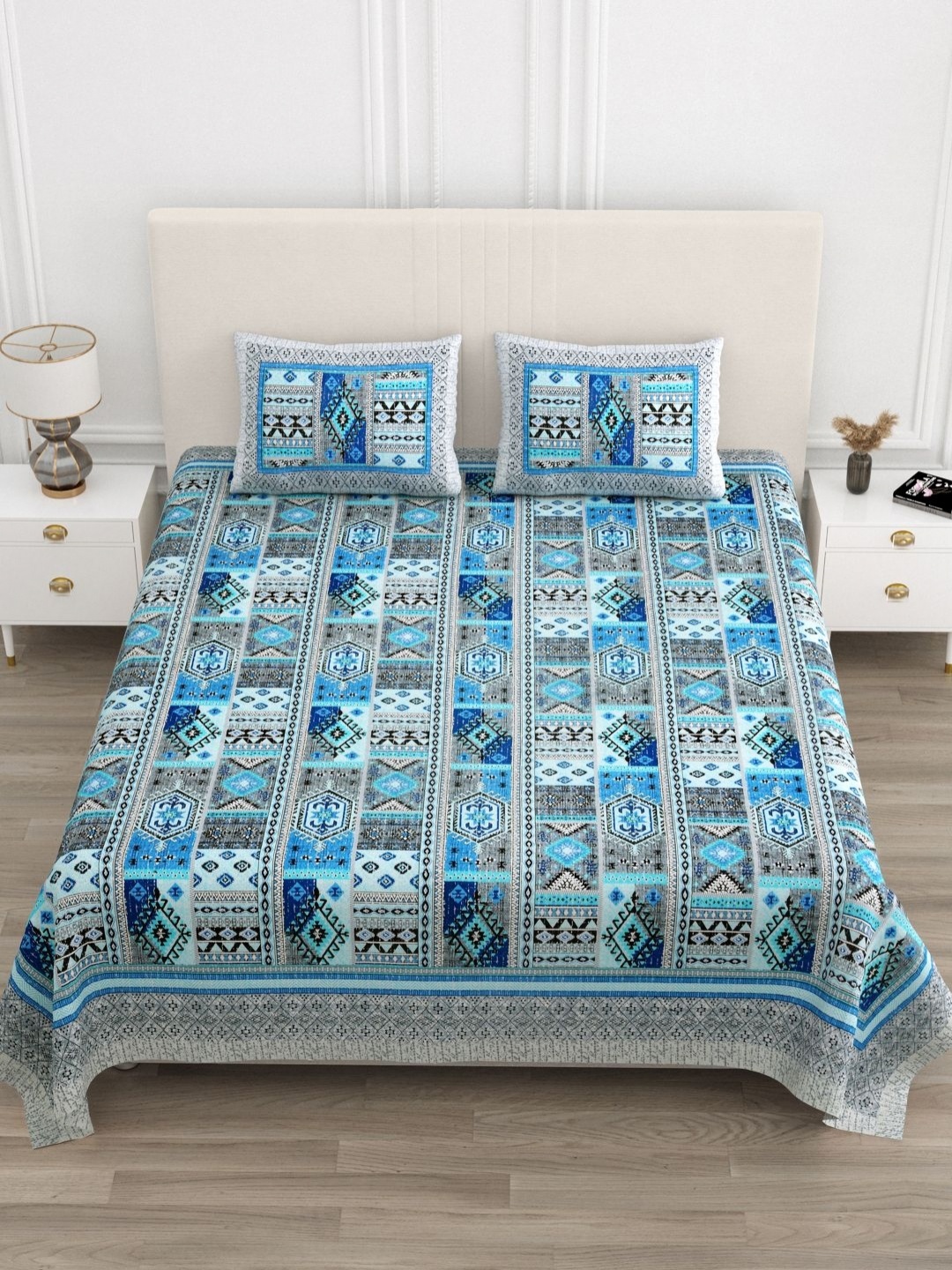 

DOLLIFI Blue & White Floral Printed Cotton 300 TC King Bedsheet with 2 Pillow Covers