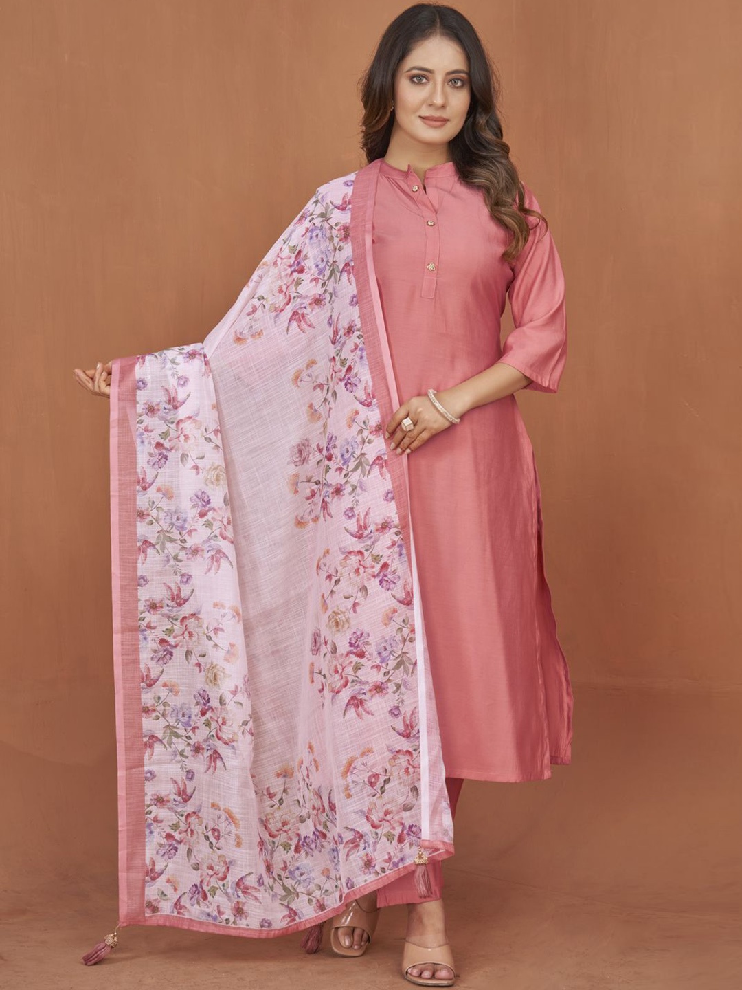 

MINGORA Women Regular Kurta with Trousers & With Dupatta, Pink