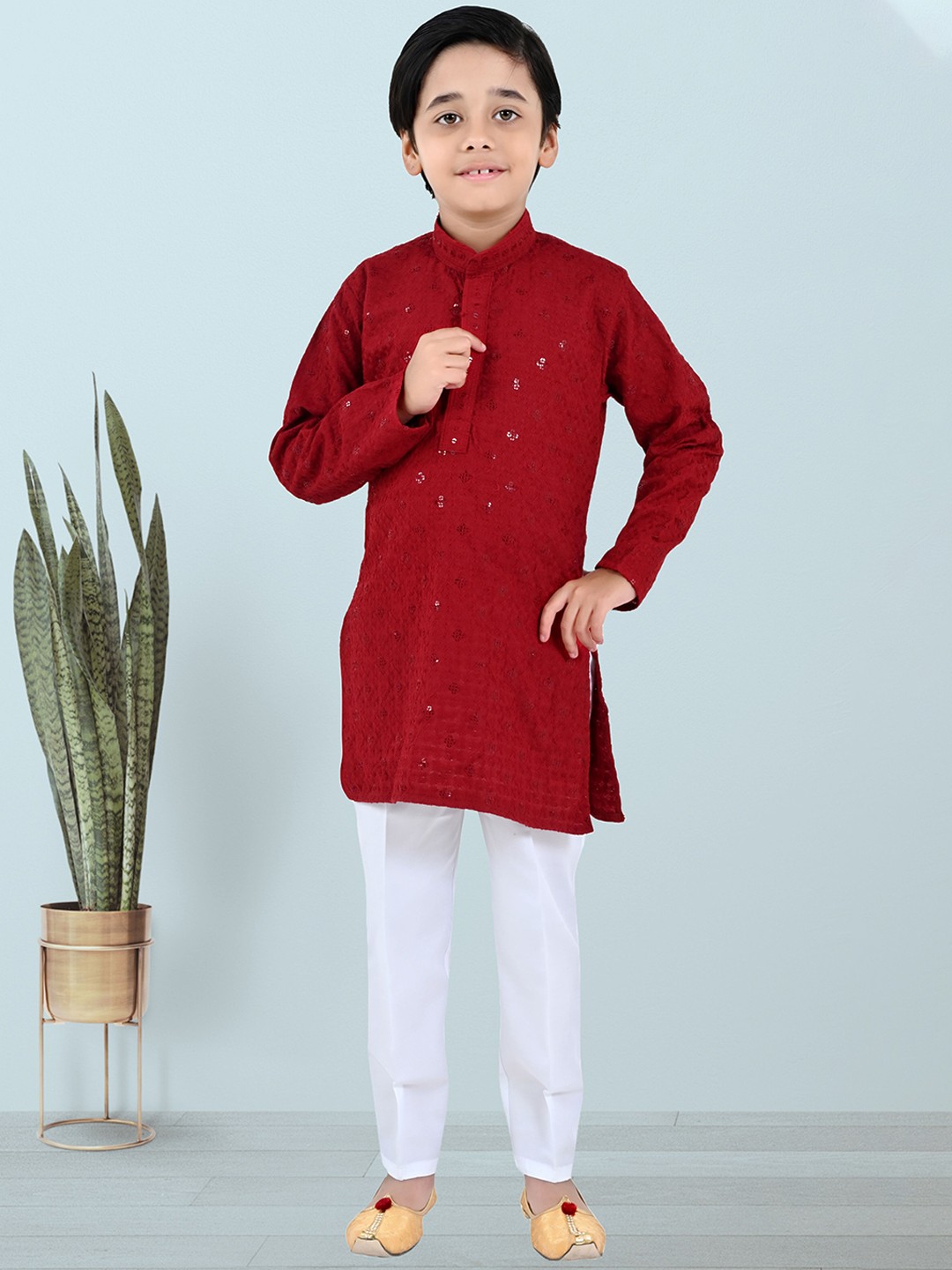 

BAESD Boys Floral Embroidered Sequinned Straight Kurta With Pyjama, Red