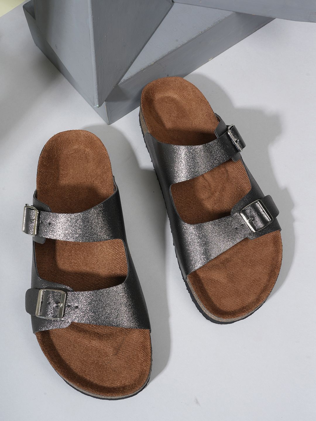 

MOZAFIA Women Open Toe Flats with Buckles, Grey
