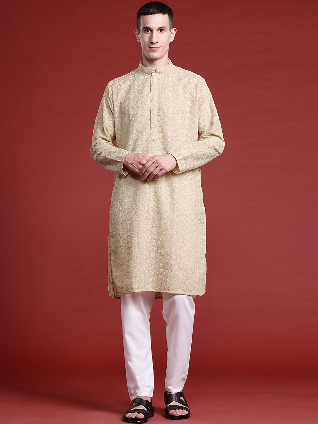 

MANQ Floral Embroidered Thread Work Mandarin Collar Pure Cotton Straight Kurta, Beige