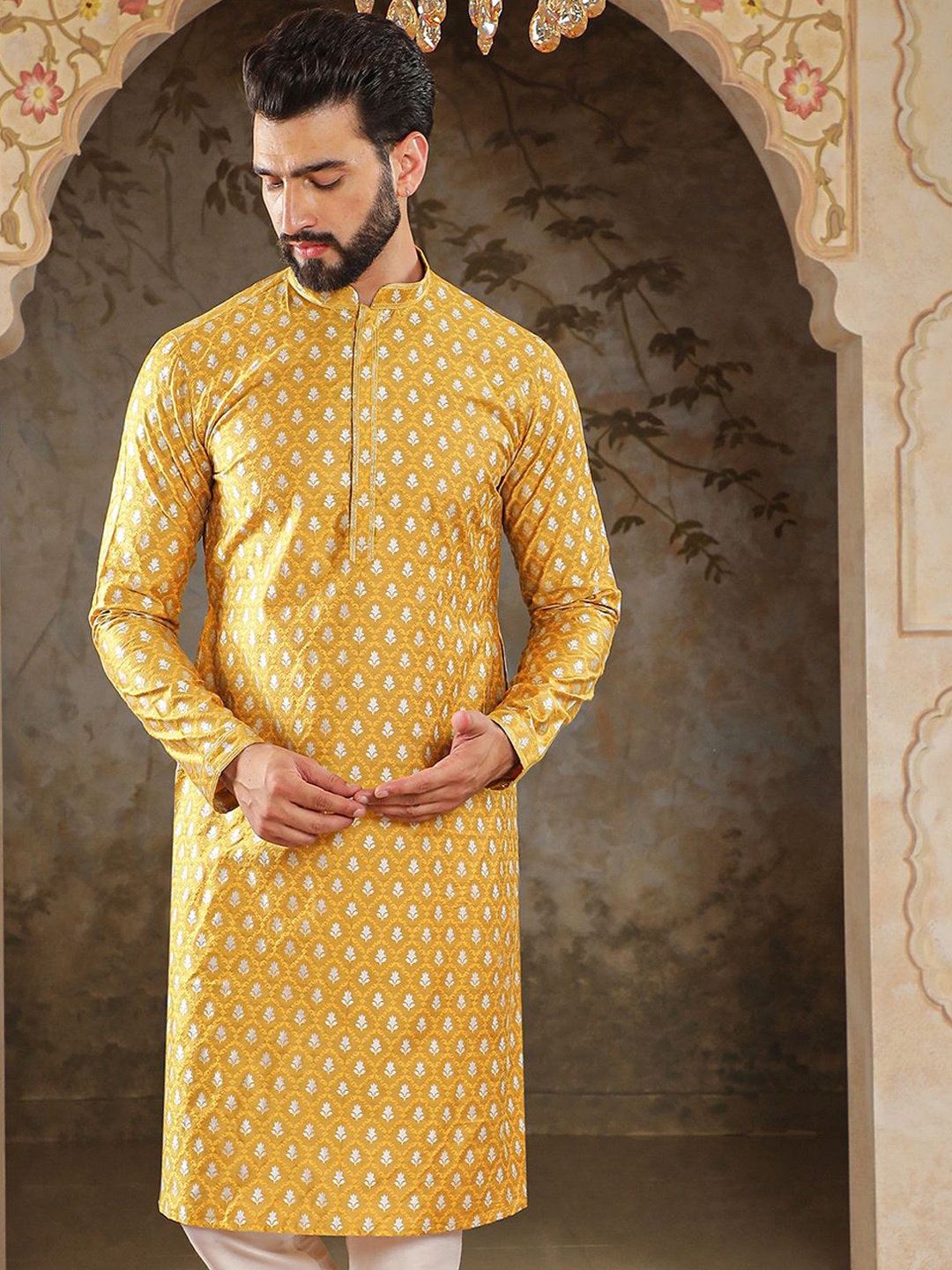 

HOUSE OF DEYANN Men Jacquard Kurta, Yellow