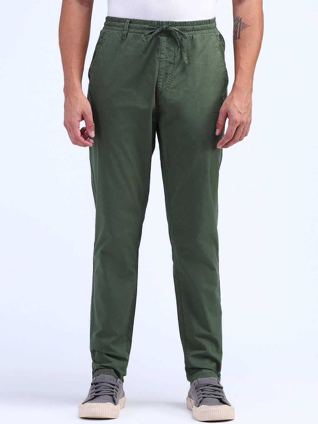 

Flying Machine Men Relaxed Loose Fit Trousers, Green