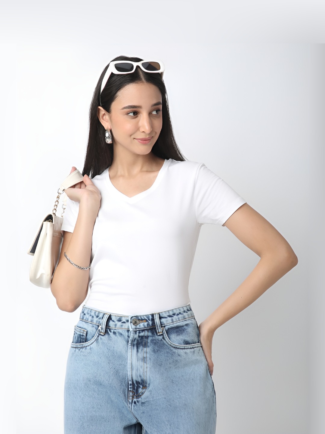 

R&B Women Solid V-Neck Cotton T-shirt, White