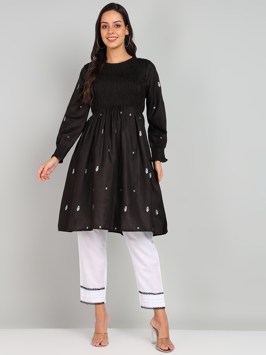 

Shiv ali apparels Women Ethnic Motifs Embroidered Regular Thread Work Pure Cotton Kurta with Trousers, Black