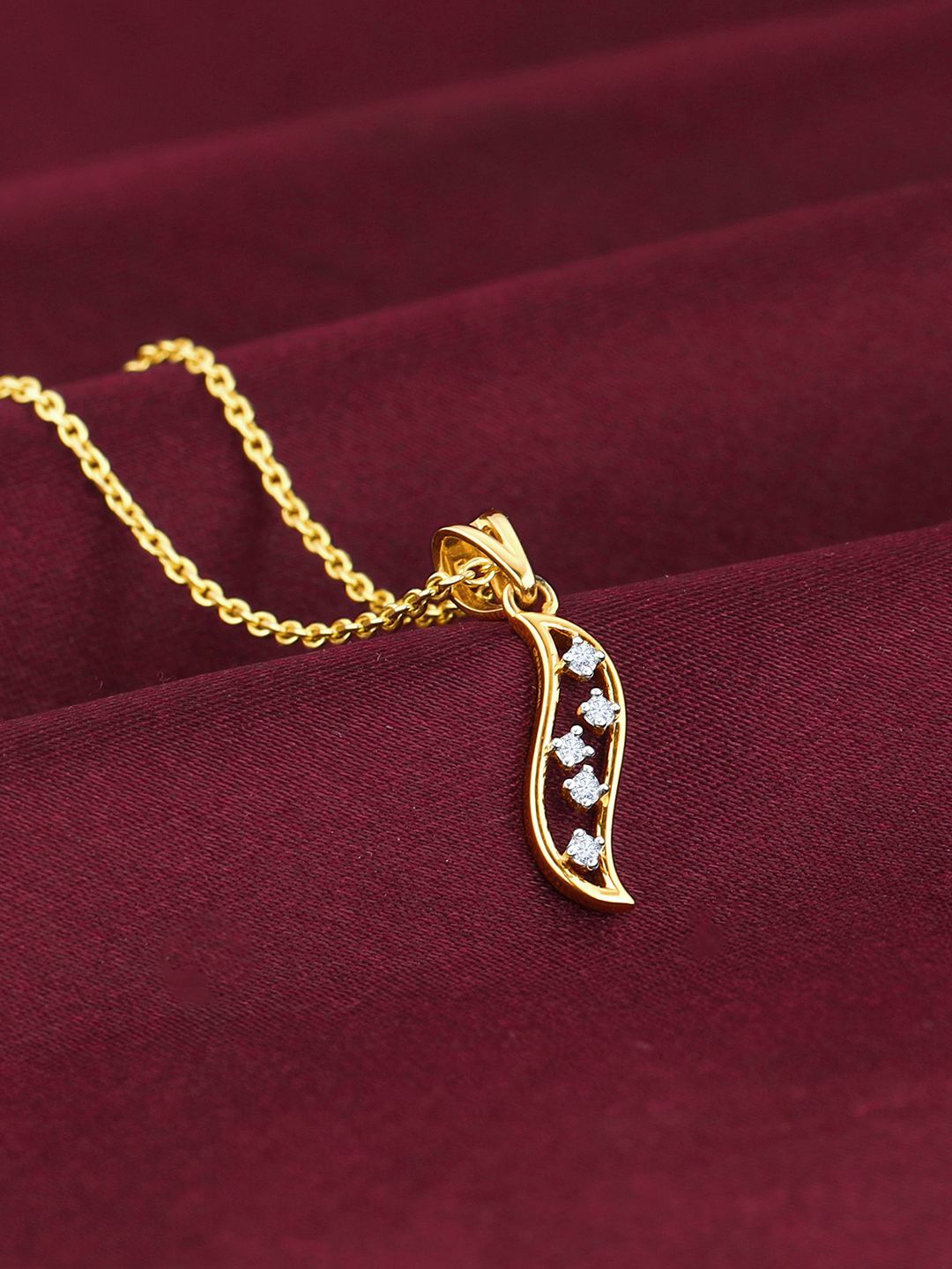 

GIVA 18K Yellow Gold Bright Flame Diamond Pendant With Chain